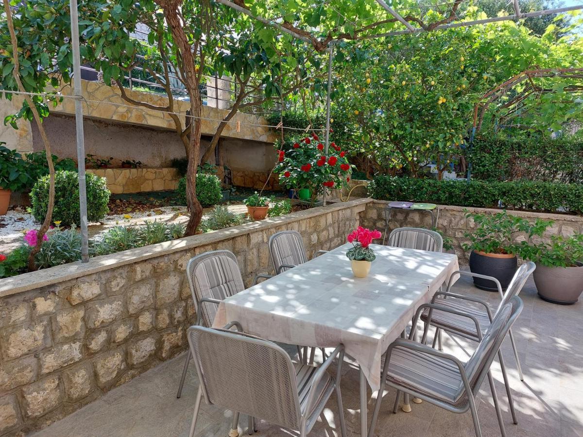 Apartment Marko Mali Losinj
